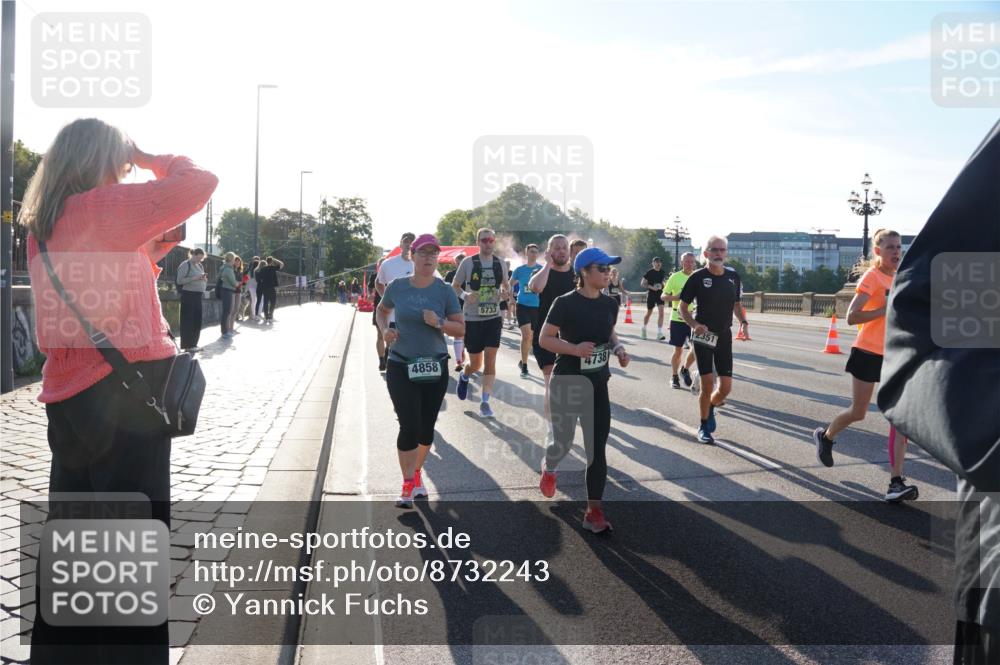 07.09.2025 - BARMER Alsterlauf Yannick Fuchs http://msf.ph/oto/8732243 07.09.2025 09:03:40 Laufen 4858, 5733, 4738, 2351 meine-sportfotos.de
