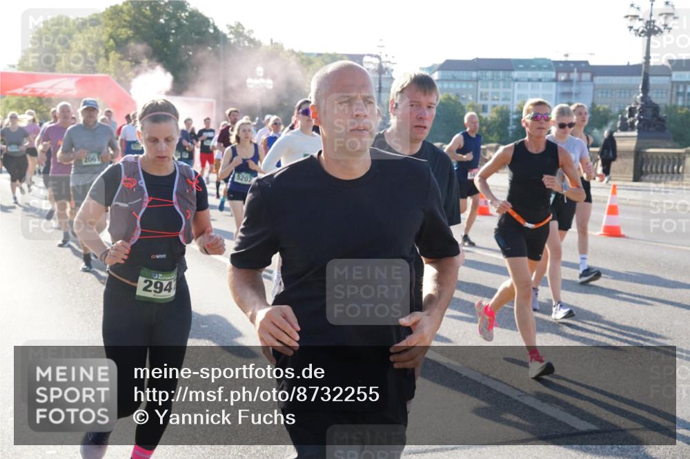07.09.2025 - BARMER Alsterlauf Yannick Fuchs http://msf.ph/oto/8732255 07.09.2025 09:03:43 Laufen 2061, 5207, 294 meine-sportfotos.de