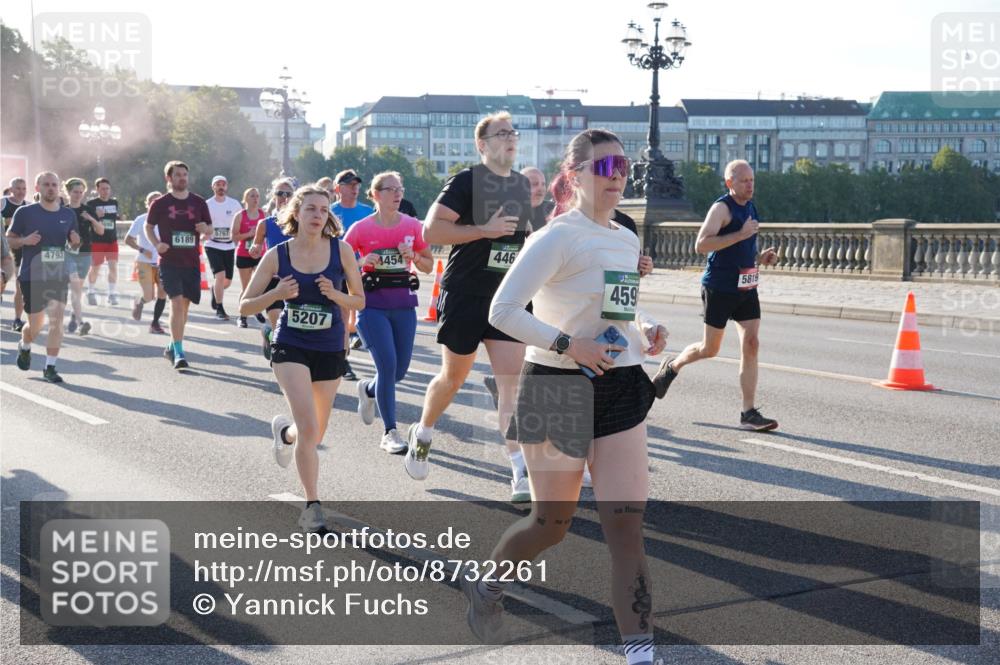 07.09.2025 - BARMER Alsterlauf Yannick Fuchs http://msf.ph/oto/8732261 07.09.2025 09:03:45 Laufen 4793, 6189, 5767, 5207, 4454, 446, 5819, 459 meine-sportfotos.de