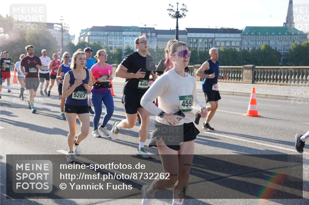 07.09.2025 - BARMER Alsterlauf Yannick Fuchs http://msf.ph/oto/8732262 07.09.2025 09:03:45 Laufen 5767, 6189, 32, 5207, 4464, 12, 459, 5819 meine-sportfotos.de