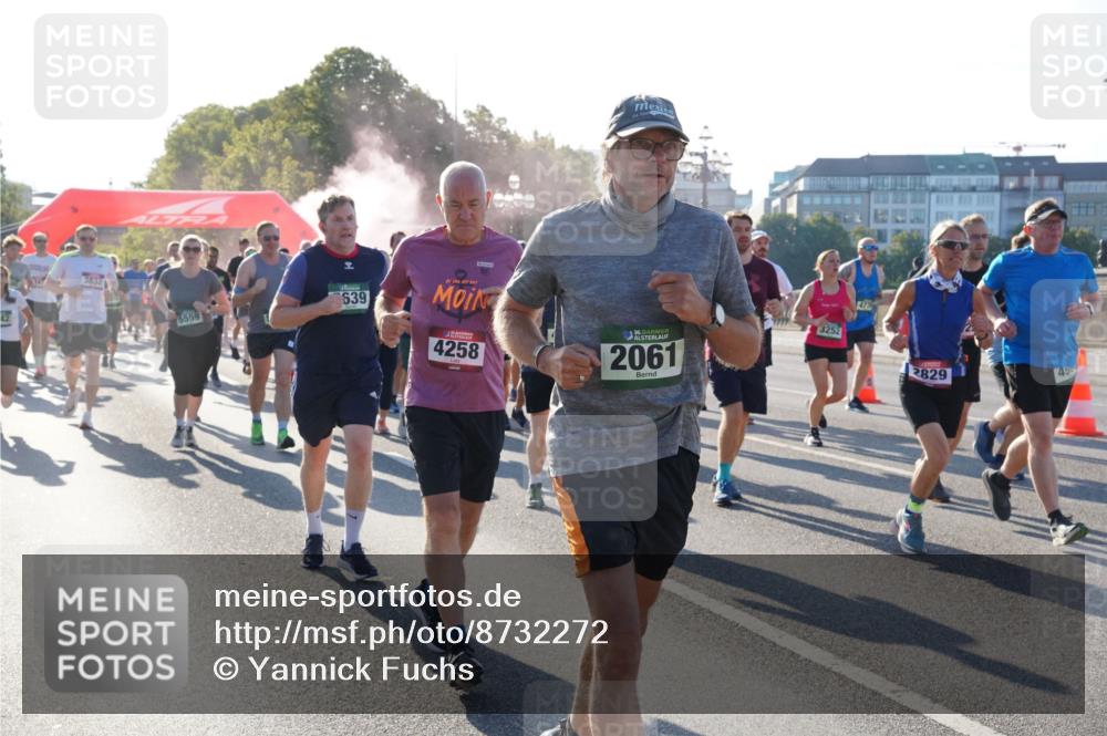 07.09.2025 - BARMER Alsterlauf Yannick Fuchs http://msf.ph/oto/8732272 07.09.2025 09:03:46 Laufen 5559, 639, 4258, 36, 2061, 3252, 477, 2829, 490 meine-sportfotos.de