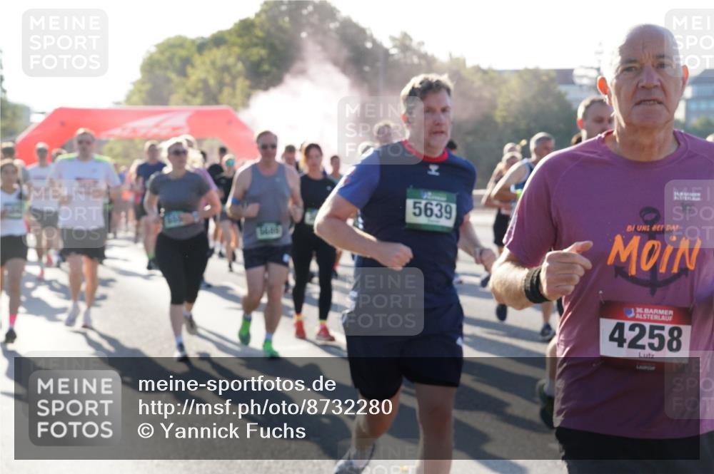 07.09.2025 - BARMER Alsterlauf Yannick Fuchs http://msf.ph/oto/8732280 07.09.2025 09:03:47 Laufen 5639, 34, 36, 4258 meine-sportfotos.de