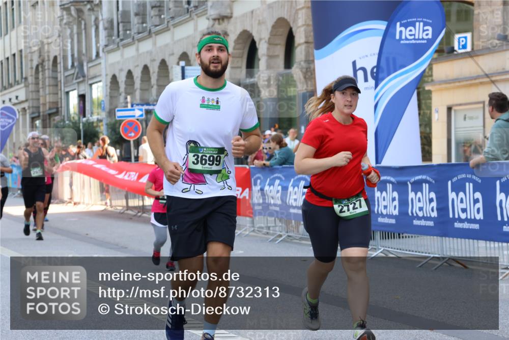 07.09.2025 - BARMER Alsterlauf Strokosch-Dieckow http://msf.ph/oto/8732313 07.09.2025 10:22:30 Ziel 2243, 2246, 2499, 4528, 5586, 5951, 8192 meine-sportfotos.de