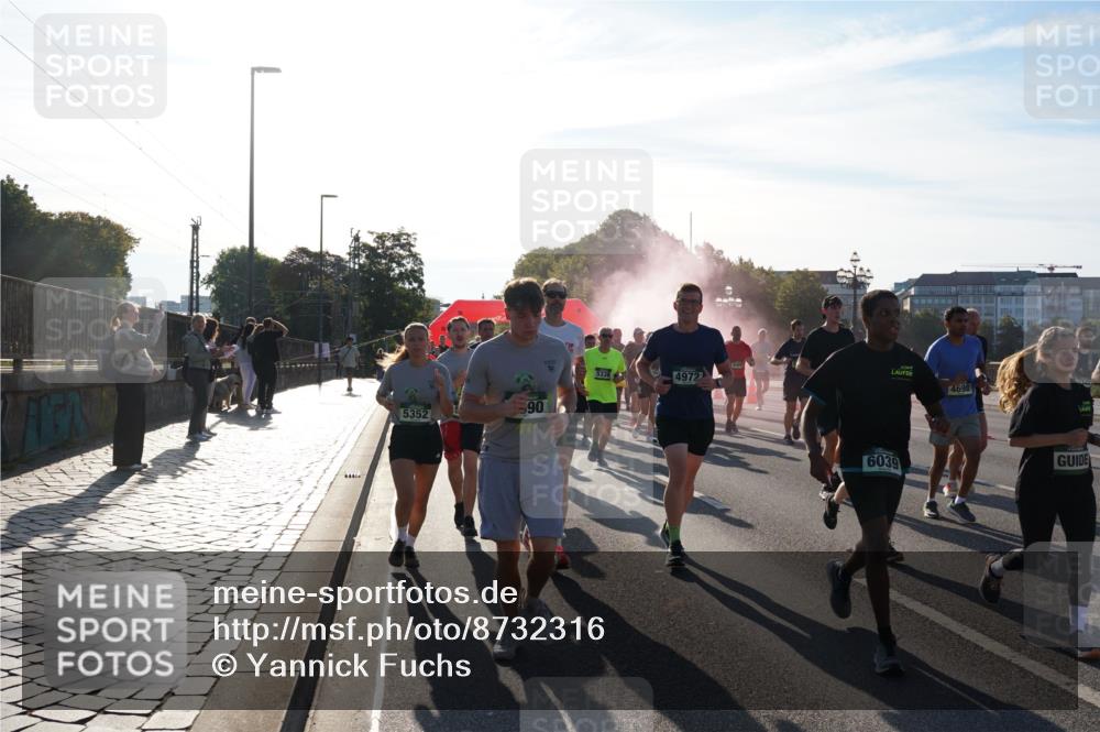 07.09.2025 - BARMER Alsterlauf Yannick Fuchs http://msf.ph/oto/8732316 07.09.2025 09:03:51 Laufen 44614, 590, 5352, 5339, 4972, 6039, 4698 meine-sportfotos.de