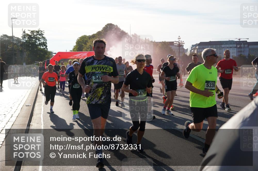 07.09.2025 - BARMER Alsterlauf Yannick Fuchs http://msf.ph/oto/8732331 07.09.2025 09:03:54 Laufen 8041, 6344, 347, 3268, 3470, 250, 5339, 5069, 1924 meine-sportfotos.de