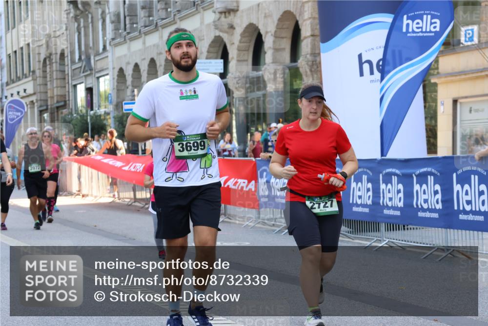 07.09.2025 - BARMER Alsterlauf Strokosch-Dieckow http://msf.ph/oto/8732339 07.09.2025 10:22:30 Ziel 2243, 2246, 2499, 4528, 5586, 5951, 8192 meine-sportfotos.de