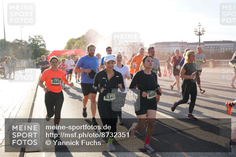 07.09.2025 - BARMER Alsterlauf Yannick Fuchs http://msf.ph/oto/8732351 07.09.2025 09:03:56 Laufen 8041, 3821, 6344, 8002, 2539 meine-sportfotos.de