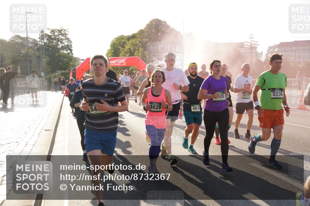 07.09.2025 - BARMER Alsterlauf Yannick Fuchs http://msf.ph/oto/8732367 07.09.2025 09:03:59 Laufen 64614, 5379, 54, 578, 3828, 4618, 05, 8379, 5236 meine-sportfotos.de