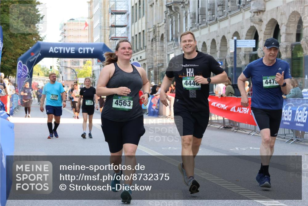 07.09.2025 - BARMER Alsterlauf Strokosch-Dieckow http://msf.ph/oto/8732375 07.09.2025 10:22:22 Ziel 2499, 3026, 3128, 4001, 4528, 4641, 5489, 5914, 5951, 6314, 8192 meine-sportfotos.de