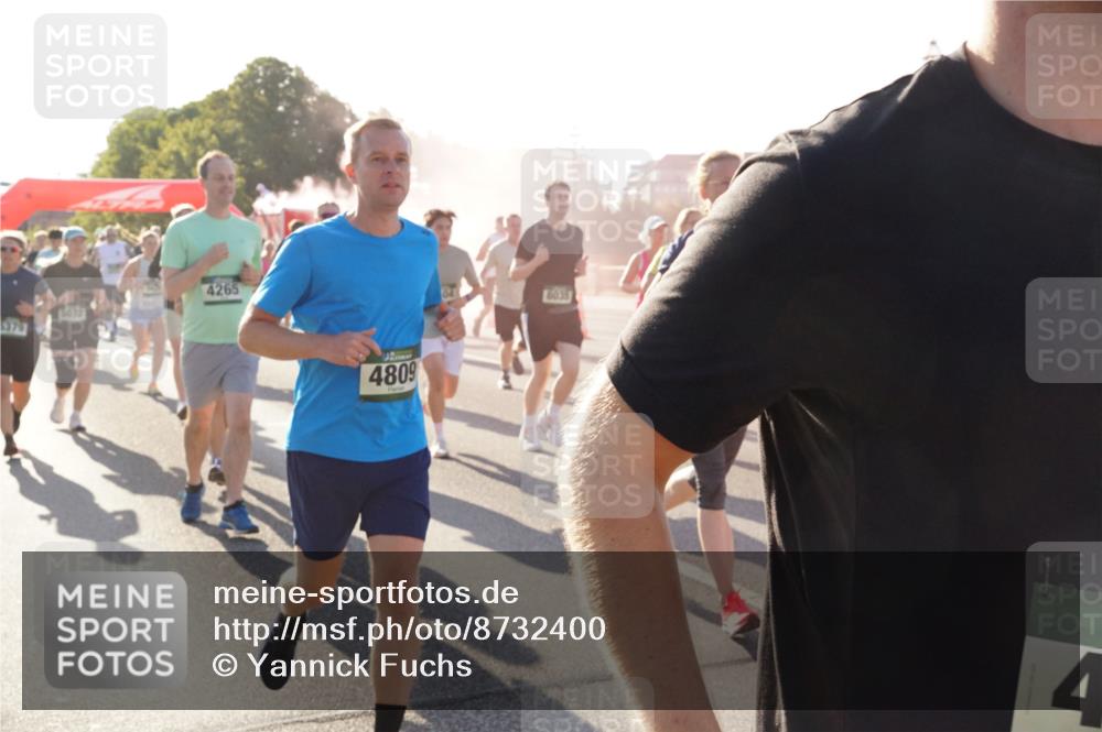 07.09.2025 - BARMER Alsterlauf Yannick Fuchs http://msf.ph/oto/8732400 07.09.2025 09:04:02 Laufen 537, 5012, 4265, 4809, 8035, 4 meine-sportfotos.de