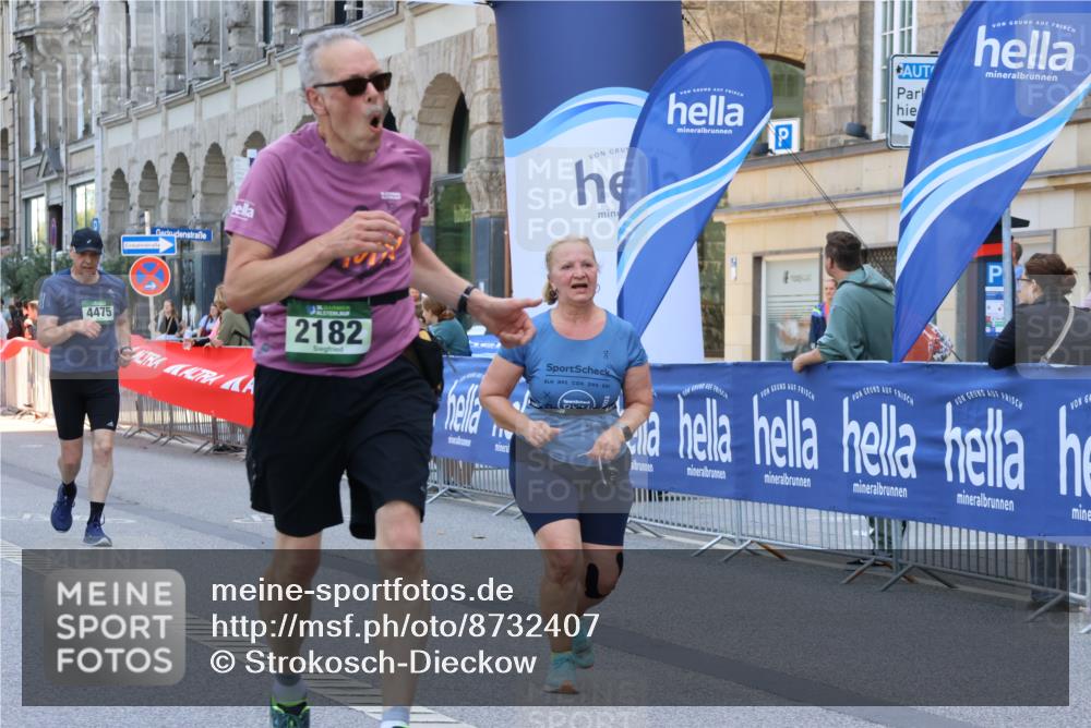 07.09.2025 - BARMER Alsterlauf Strokosch-Dieckow http://msf.ph/oto/8732407 07.09.2025 10:22:19 Ziel 2499, 3026, 3070, 3128, 3964, 4001, 4166, 4528, 4641, 5489, 5914, 5951, 6314, 8192 meine-sportfotos.de