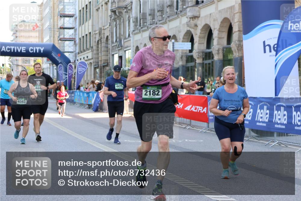07.09.2025 - BARMER Alsterlauf Strokosch-Dieckow http://msf.ph/oto/8732436 07.09.2025 10:22:18 Ziel 3026, 3070, 3128, 3964, 4001, 4166, 4528, 4641, 5489, 5914, 5951, 6314, 8192 meine-sportfotos.de