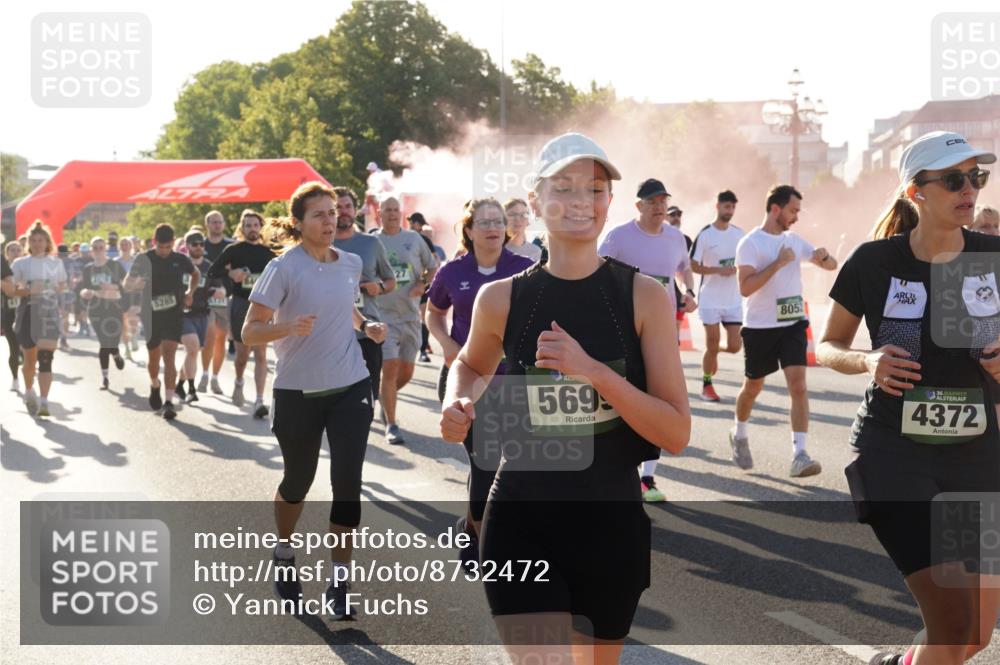 07.09.2025 - BARMER Alsterlauf Yannick Fuchs http://msf.ph/oto/8732472 07.09.2025 09:04:11 Laufen 5285, 9, 5131, 569, 8052, 36, 4372 meine-sportfotos.de