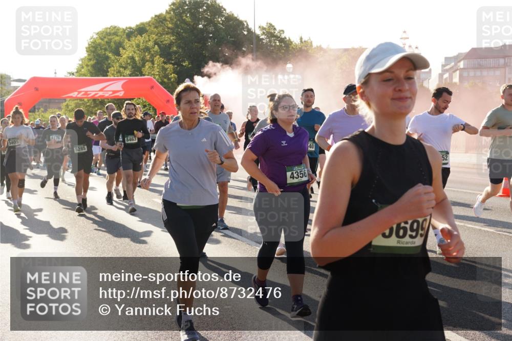 07.09.2025 - BARMER Alsterlauf Yannick Fuchs http://msf.ph/oto/8732476 07.09.2025 09:04:11 Laufen 5405, 4176, 5285, 8463, 4356, 40, 52, 699 meine-sportfotos.de