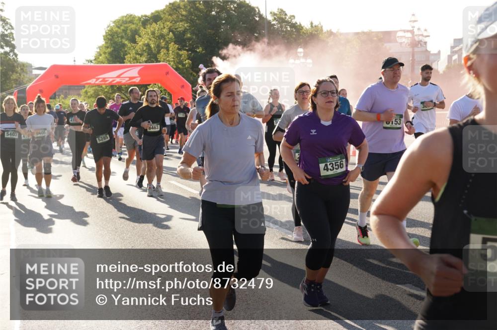07.09.2025 - BARMER Alsterlauf Yannick Fuchs http://msf.ph/oto/8732479 07.09.2025 09:04:11 Laufen 5403, 41, 5405, 5285, 8463, 4356, 0153, 5 meine-sportfotos.de