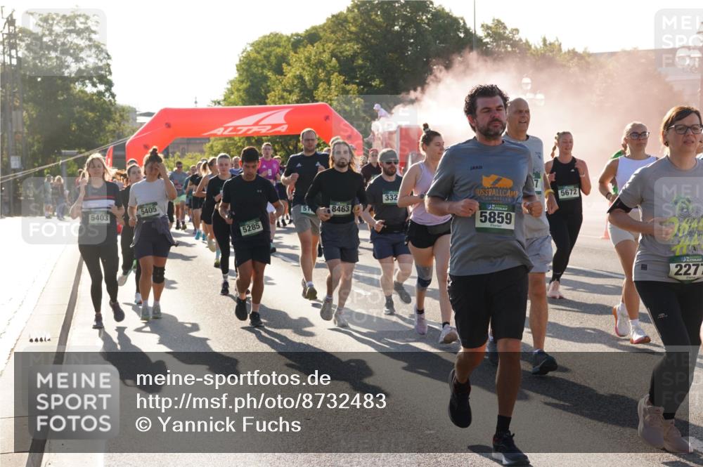 07.09.2025 - BARMER Alsterlauf Yannick Fuchs http://msf.ph/oto/8732483 07.09.2025 09:04:12 Laufen 5403, 5405, 332, 51, 8463, 5285, 5859, 5672, 227 meine-sportfotos.de
