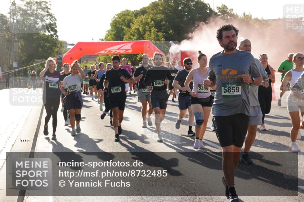 07.09.2025 - BARMER Alsterlauf Yannick Fuchs http://msf.ph/oto/8732485 07.09.2025 09:04:13 Laufen 5403, 5405, 8463, 5285, 513, 2495, 99, 2025, 5859 meine-sportfotos.de