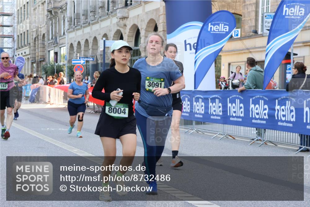 07.09.2025 - BARMER Alsterlauf Strokosch-Dieckow http://msf.ph/oto/8732486 07.09.2025 10:22:15 Ziel 3026, 3070, 3128, 3668, 3964, 4001, 4166, 4528, 4641, 5489, 5914, 5951, 6314, 8192 meine-sportfotos.de