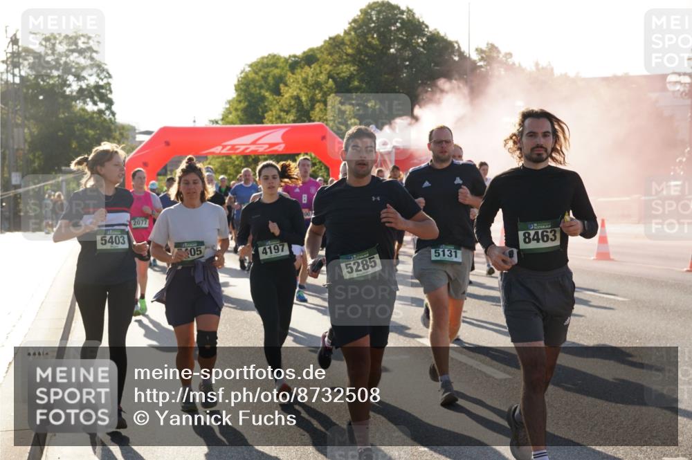 07.09.2025 - BARMER Alsterlauf Yannick Fuchs http://msf.ph/oto/8732508 07.09.2025 09:04:15 Laufen 5403, 2077, 05, 4197, 00, 5285, 3117, 5131, 8463 meine-sportfotos.de