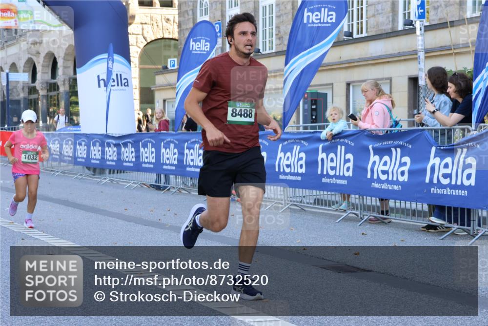 07.09.2025 - BARMER Alsterlauf Strokosch-Dieckow http://msf.ph/oto/8732520 07.09.2025 11:47:57 Ziel 1137 meine-sportfotos.de