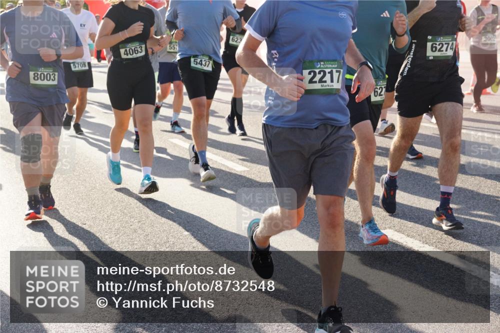 07.09.2025 - BARMER Alsterlauf Yannick Fuchs http://msf.ph/oto/8732548 07.09.2025 09:04:21 Laufen 8003, 5705, 4063, 557, 5437, 623, 36, 2217, 627, 6274, 3002 meine-sportfotos.de