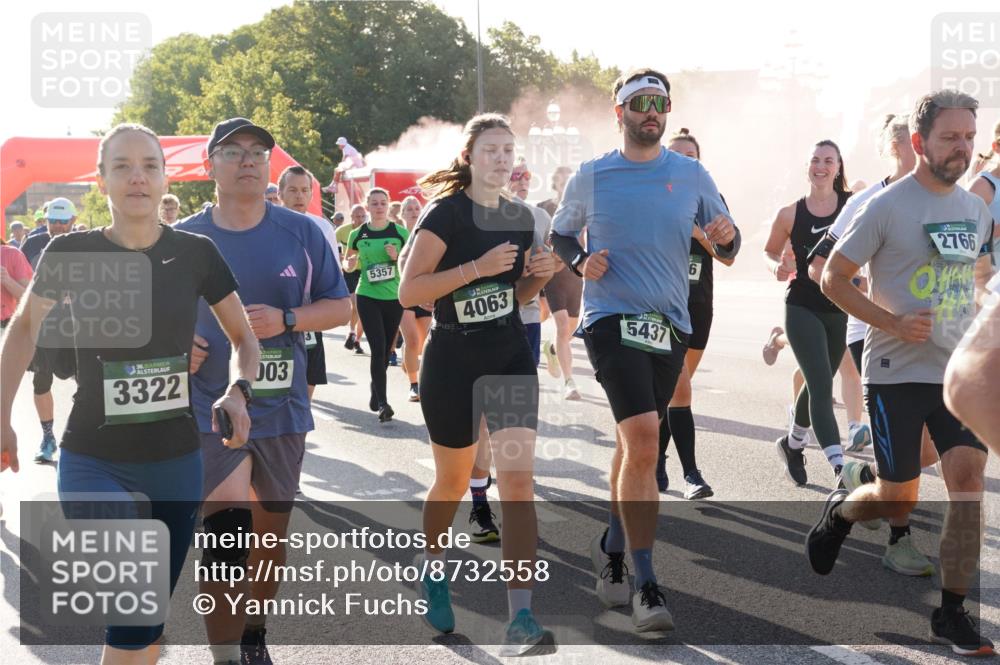 07.09.2025 - BARMER Alsterlauf Yannick Fuchs http://msf.ph/oto/8732558 07.09.2025 09:04:22 Laufen 36, 3322, 003, 5357, 4063, 5437, 6, 2766 meine-sportfotos.de