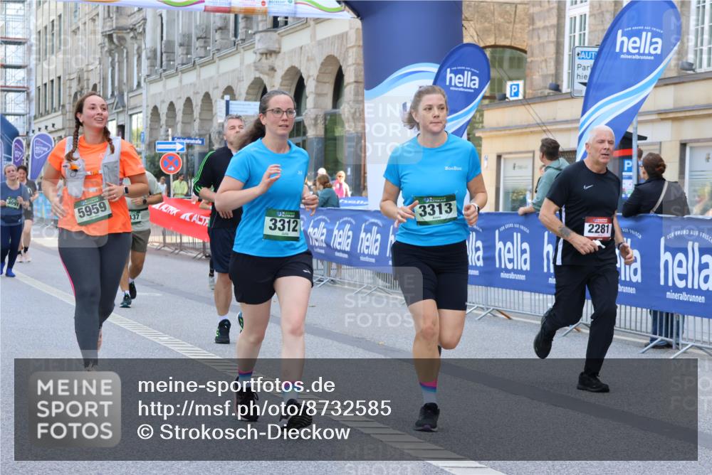 07.09.2025 - BARMER Alsterlauf Strokosch-Dieckow http://msf.ph/oto/8732585 07.09.2025 10:22:06 Ziel 2051, 2972, 2976, 3070, 3128, 3223, 3248, 3668, 3964, 4001, 4166, 4907, 5735, 5914, 6314 meine-sportfotos.de