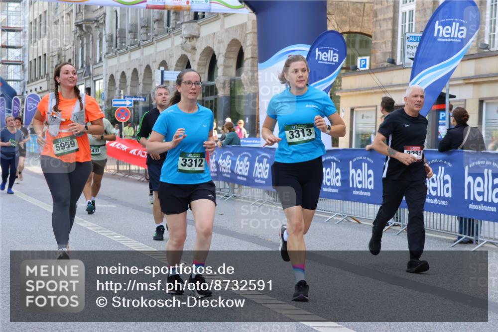 07.09.2025 - BARMER Alsterlauf Strokosch-Dieckow http://msf.ph/oto/8732591 07.09.2025 10:22:06 Ziel 2051, 2972, 2976, 3070, 3128, 3223, 3248, 3668, 3964, 4001, 4166, 4907, 5735, 5914, 6314 meine-sportfotos.de