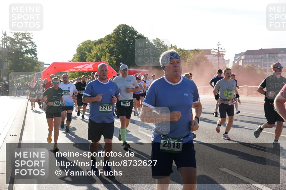 07.09.2025 - BARMER Alsterlauf Yannick Fuchs http://msf.ph/oto/8732627 07.09.2025 09:04:32 Laufen 2708, 4061, 836, 2218, 3870, 2518, 3225 meine-sportfotos.de