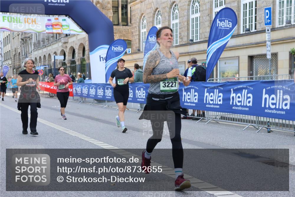 07.09.2025 - BARMER Alsterlauf Strokosch-Dieckow http://msf.ph/oto/8732655 07.09.2025 10:21:57 Ziel 2051, 2727, 2972, 2976, 3223, 3248, 3571, 3668, 3699, 4350, 4907, 5735 meine-sportfotos.de