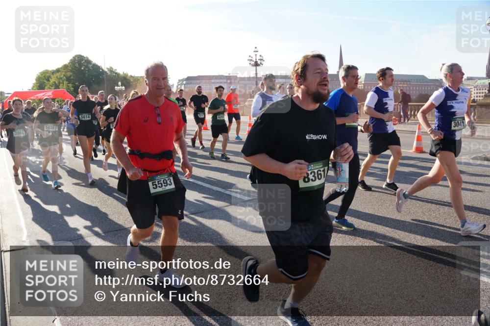 07.09.2025 - BARMER Alsterlauf Yannick Fuchs http://msf.ph/oto/8732664 07.09.2025 09:04:38 Laufen 3960, 5614, 5638, 5593, 2273, 625, 8361, 3041 meine-sportfotos.de