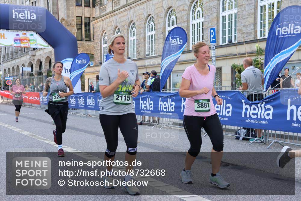 07.09.2025 - BARMER Alsterlauf Strokosch-Dieckow http://msf.ph/oto/8732668 07.09.2025 10:21:56 Ziel 2051, 2727, 2972, 2976, 3223, 3248, 3571, 3668, 3699, 4350, 4448, 4563, 4907, 5735 meine-sportfotos.de