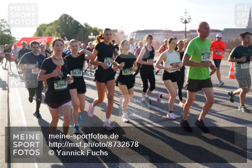 07.09.2025 - BARMER Alsterlauf Yannick Fuchs http://msf.ph/oto/8732678 07.09.2025 09:04:39 Laufen 4871, 5638, 3960, 5614, 5613, 2026, 2248, 6259 meine-sportfotos.de