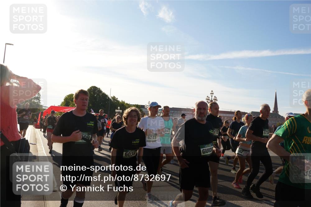 07.09.2025 - BARMER Alsterlauf Yannick Fuchs http://msf.ph/oto/8732697 07.09.2025 09:04:47 Laufen 2646, 09, 6241, 243, 172, 882, 6038, 5736, 38 meine-sportfotos.de