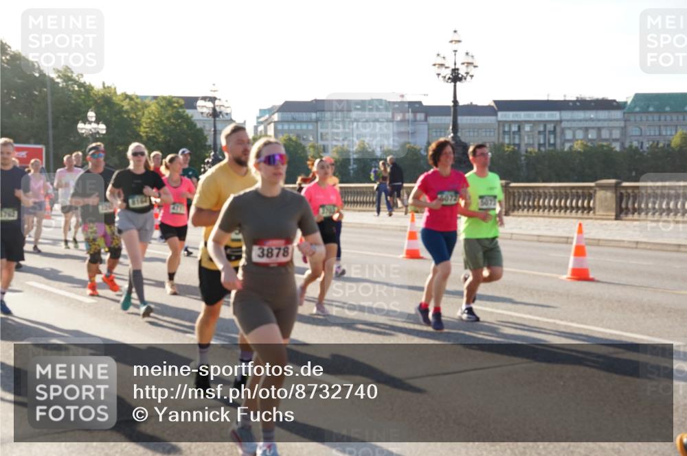 07.09.2025 - BARMER Alsterlauf Yannick Fuchs http://msf.ph/oto/8732740 07.09.2025 09:05:06 Laufen 5762, 2292, 8164, 3878 meine-sportfotos.de