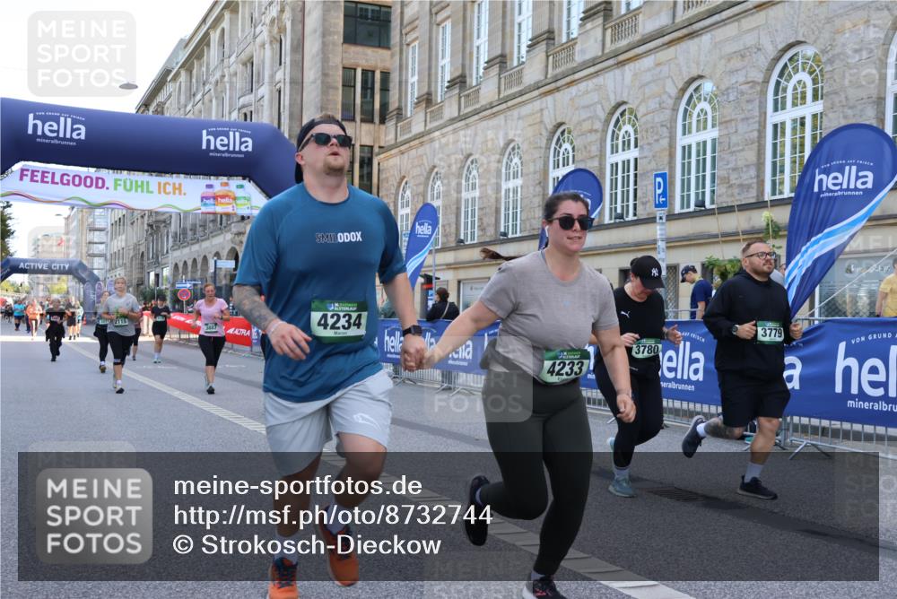 07.09.2025 - BARMER Alsterlauf Strokosch-Dieckow http://msf.ph/oto/8732744 07.09.2025 10:21:52 Ziel 2051, 2182, 2727, 2972, 2976, 3223, 3248, 3571, 3699, 4350, 4448, 4475, 4563, 4907, 5735 meine-sportfotos.de