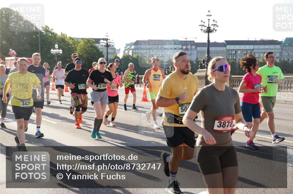 07.09.2025 - BARMER Alsterlauf Yannick Fuchs http://msf.ph/oto/8732747 07.09.2025 09:05:06 Laufen 2292, 3433, 8164, 4642, 50, 136, 3878, 507, 7777 meine-sportfotos.de