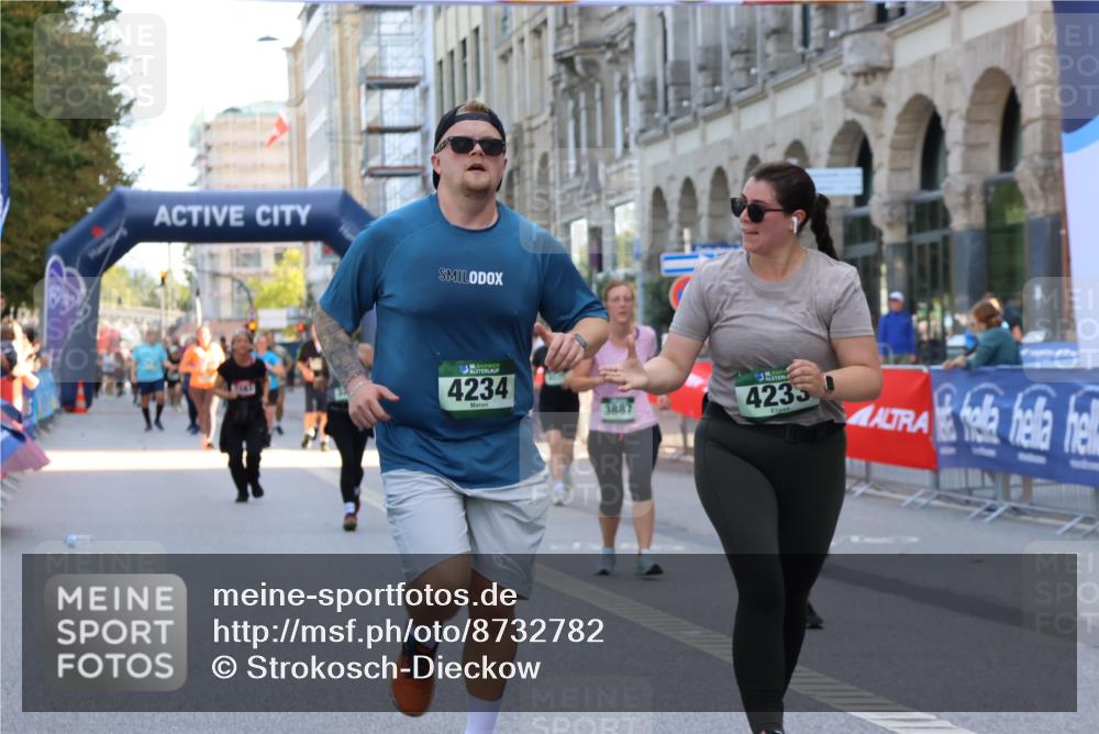 07.09.2025 - BARMER Alsterlauf Strokosch-Dieckow http://msf.ph/oto/8732782 07.09.2025 10:21:50 Ziel 2051, 2182, 2727, 3223, 3248, 3571, 3699, 4350, 4448, 4475, 4563, 4907, 5735, 8004 meine-sportfotos.de