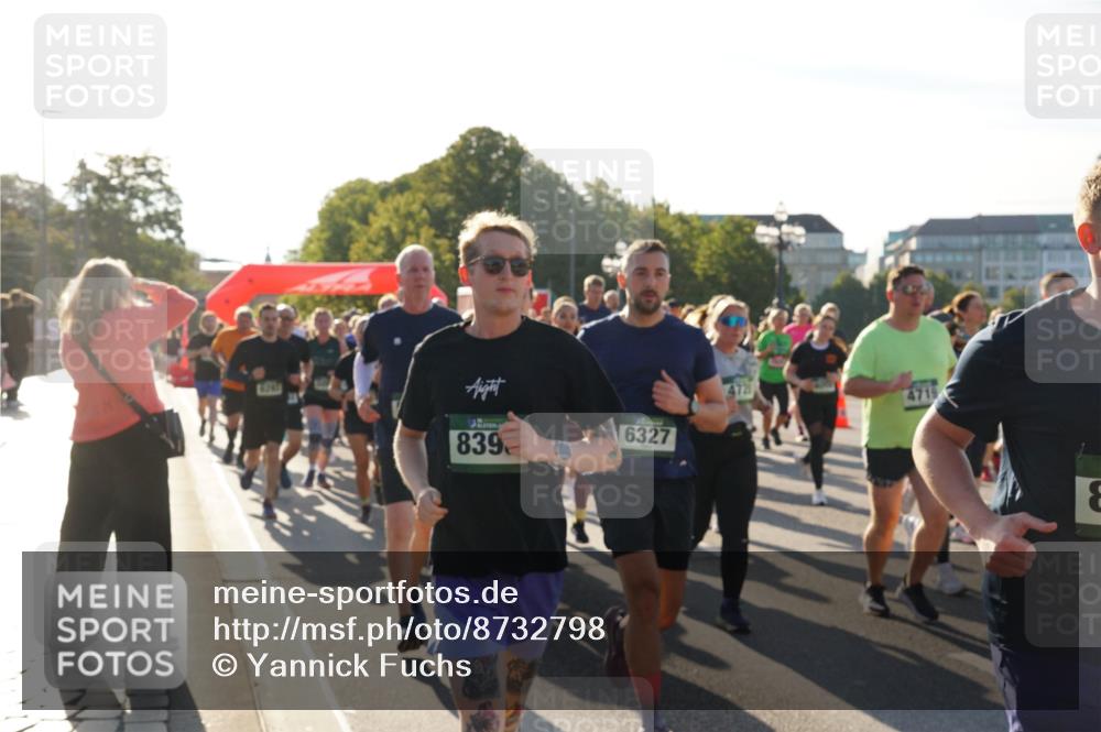 07.09.2025 - BARMER Alsterlauf Yannick Fuchs http://msf.ph/oto/8732798 07.09.2025 09:05:16 Laufen 839, 6327, 4721, 4719 meine-sportfotos.de