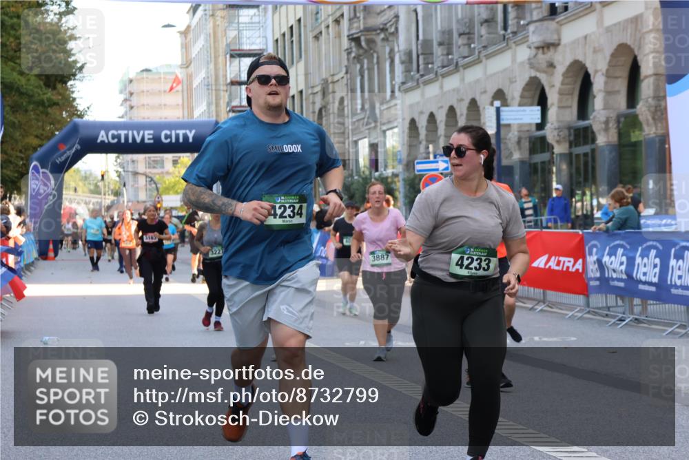 07.09.2025 - BARMER Alsterlauf Strokosch-Dieckow http://msf.ph/oto/8732799 07.09.2025 10:21:49 Ziel 2051, 2182, 2727, 3185, 3248, 3571, 3699, 4350, 4448, 4475, 4563, 4907, 5735, 8004 meine-sportfotos.de