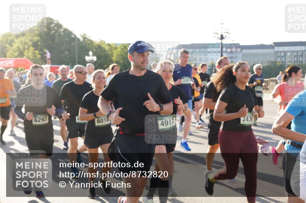 07.09.2025 - BARMER Alsterlauf Yannick Fuchs http://msf.ph/oto/8732820 07.09.2025 09:05:19 Laufen 3261, 6293, 6018, 4917, 2436 meine-sportfotos.de