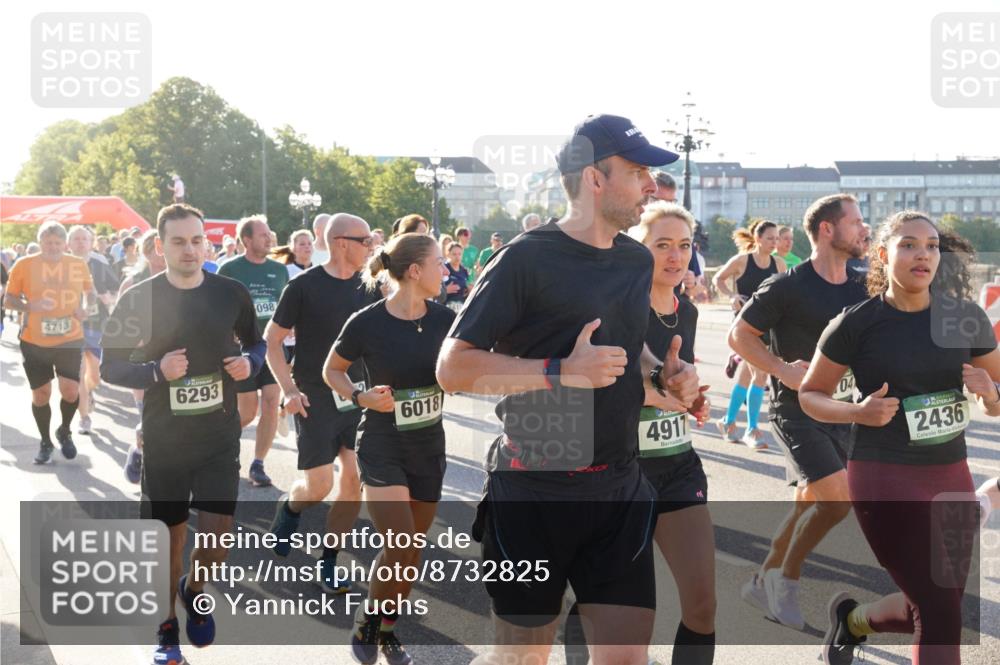 07.09.2025 - BARMER Alsterlauf Yannick Fuchs http://msf.ph/oto/8732825 07.09.2025 09:05:19 Laufen 098, 4713, 6293, 6018, 4917, 3, 2436 meine-sportfotos.de