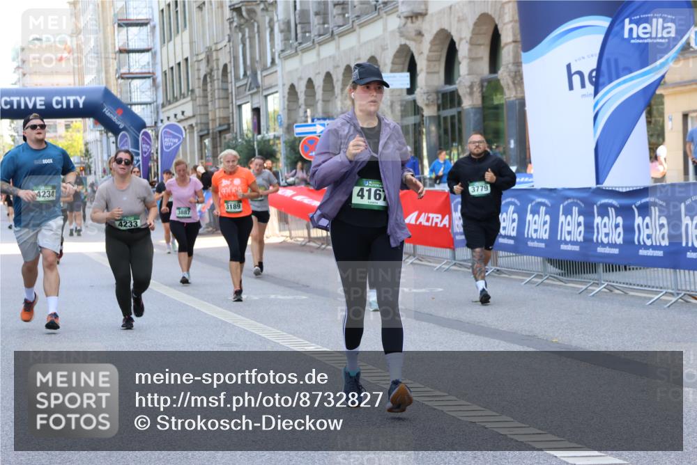 07.09.2025 - BARMER Alsterlauf Strokosch-Dieckow http://msf.ph/oto/8732827 07.09.2025 10:21:46 Ziel 2182, 2727, 3185, 3571, 3699, 4350, 4448, 4475, 4563, 8004 meine-sportfotos.de