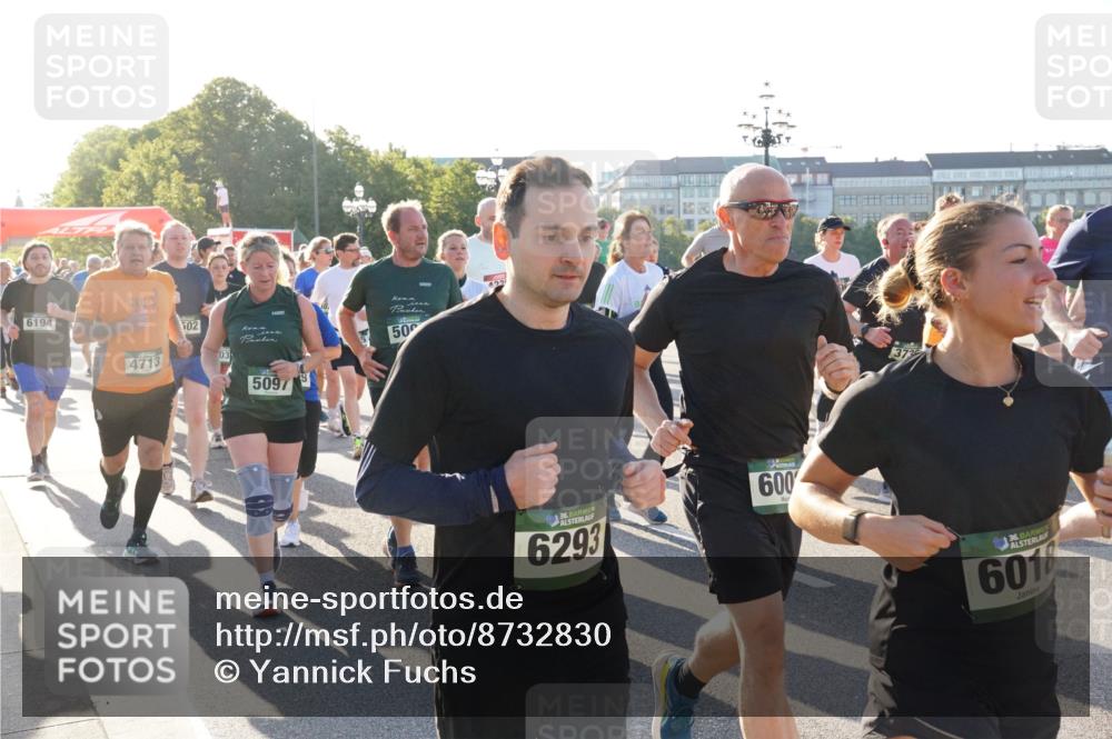 07.09.2025 - BARMER Alsterlauf Yannick Fuchs http://msf.ph/oto/8732830 07.09.2025 09:05:20 Laufen 6194, 4713, 502, 03, 5097, 50, 136, 6293, 600, 36, 6018 meine-sportfotos.de