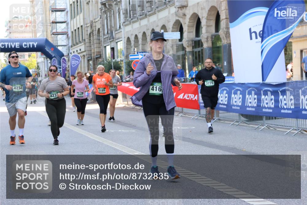 07.09.2025 - BARMER Alsterlauf Strokosch-Dieckow http://msf.ph/oto/8732835 07.09.2025 10:21:46 Ziel 2182, 2727, 3185, 3571, 3699, 4350, 4448, 4475, 4563, 8004 meine-sportfotos.de