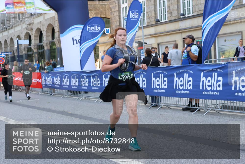 07.09.2025 - BARMER Alsterlauf Strokosch-Dieckow http://msf.ph/oto/8732848 07.09.2025 10:21:45 Ziel 2182, 2727, 3185, 3571, 3699, 4350, 4448, 4475, 4563, 5030, 8004 meine-sportfotos.de