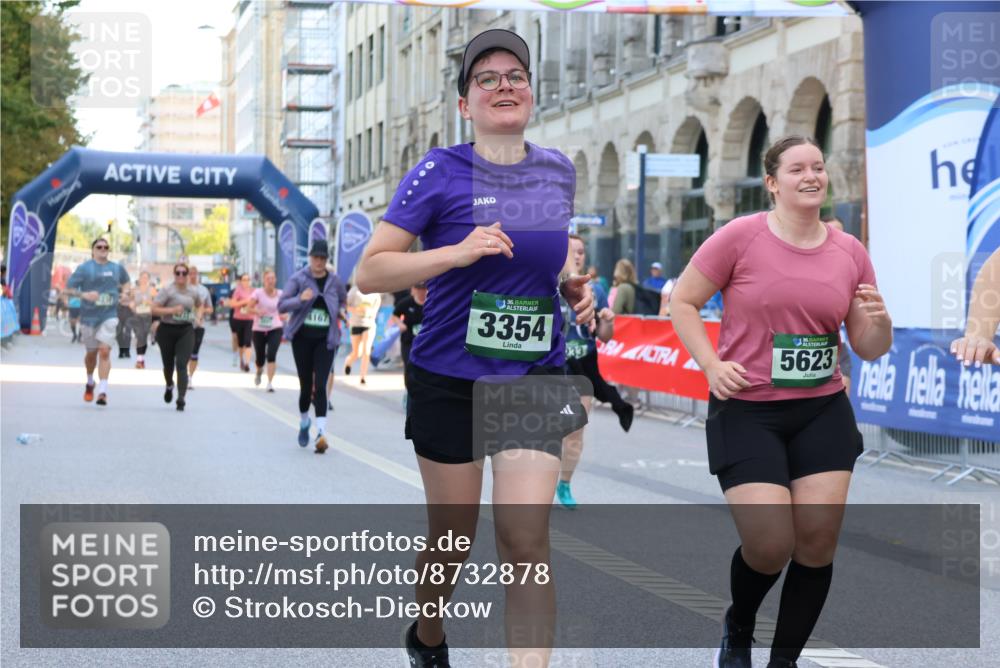 07.09.2025 - BARMER Alsterlauf Strokosch-Dieckow http://msf.ph/oto/8732878 07.09.2025 10:21:41 Ziel 2182, 3185, 3699, 4437, 4448, 4475, 4563, 5030, 5235, 8004 meine-sportfotos.de