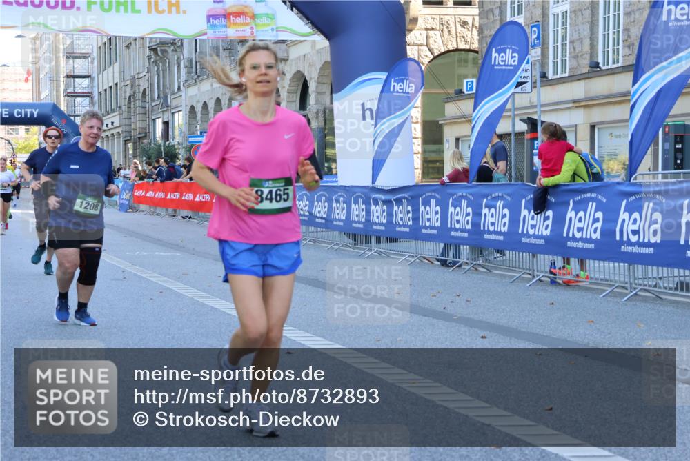 07.09.2025 - BARMER Alsterlauf Strokosch-Dieckow http://msf.ph/oto/8732893 07.09.2025 11:47:05 Ziel 8223, 8285 meine-sportfotos.de