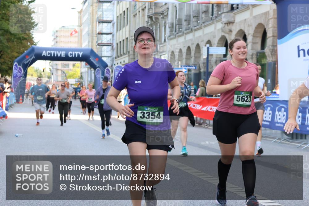 07.09.2025 - BARMER Alsterlauf Strokosch-Dieckow http://msf.ph/oto/8732894 07.09.2025 10:21:40 Ziel 2182, 3091, 3185, 3699, 4437, 4448, 4475, 4563, 5030, 5235, 8004 meine-sportfotos.de