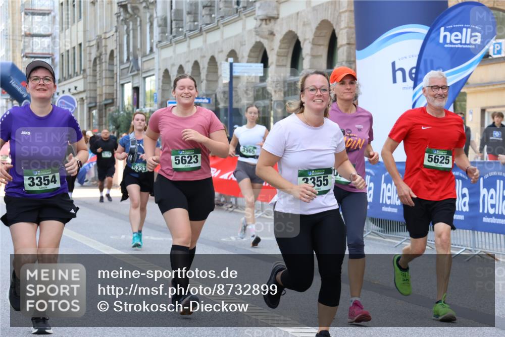 07.09.2025 - BARMER Alsterlauf Strokosch-Dieckow http://msf.ph/oto/8732899 07.09.2025 10:21:39 Ziel 2182, 3091, 3185, 3699, 4437, 4448, 4475, 4563, 5030, 5235, 8004 meine-sportfotos.de